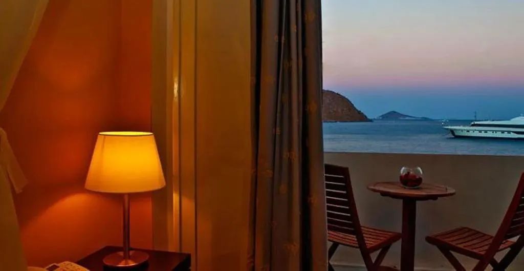 Chris Hotel Skala   Skala (Patmos)